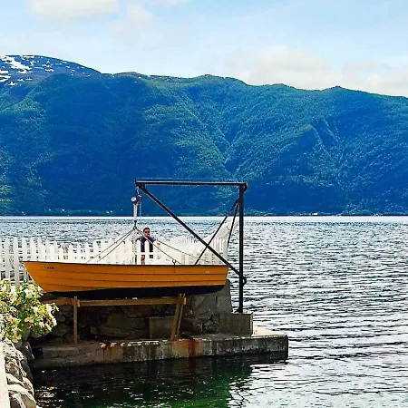 Two-bedroom In Apartment Leikanger (Sogn og Fjordane)